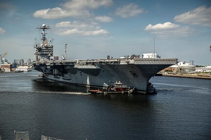 USS Harry S Truman (CVN 75) arrival at Norfolk Naval Shipyard (NNSY), Aug. 25 