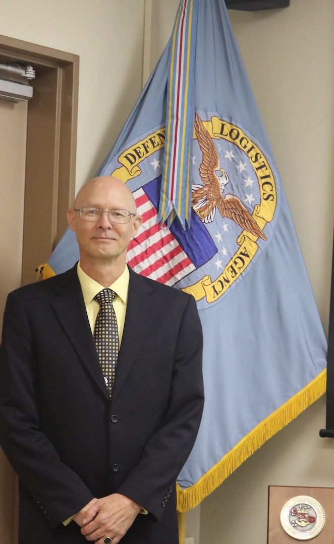 Defense Logistics Agency Distribution Yokosuka, Japan, recently welcomed Roy Jewell as the new deputy commander.