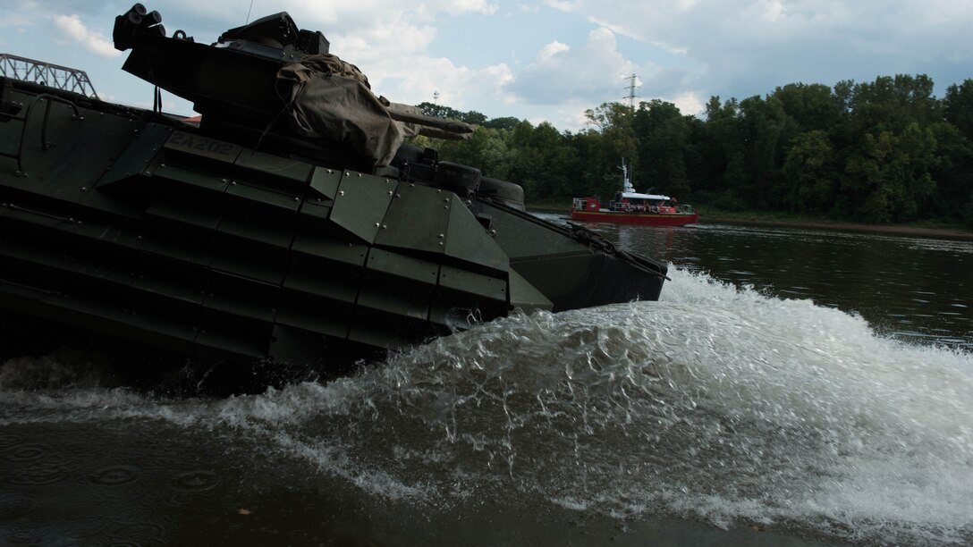 Marines with 2nd Amphibious Assault Battalion drive an Amphibious Assault Vehicle into the Cumberland River in Nashville, Sept. 6, 2016, as part of Marine Week. The equipment will be set up outside of the Nissan Stadium for access to the general public throughout the week. Marine Week is the Marine Corps’ largest annual community outreach project and this year marks the seventh year of the event.