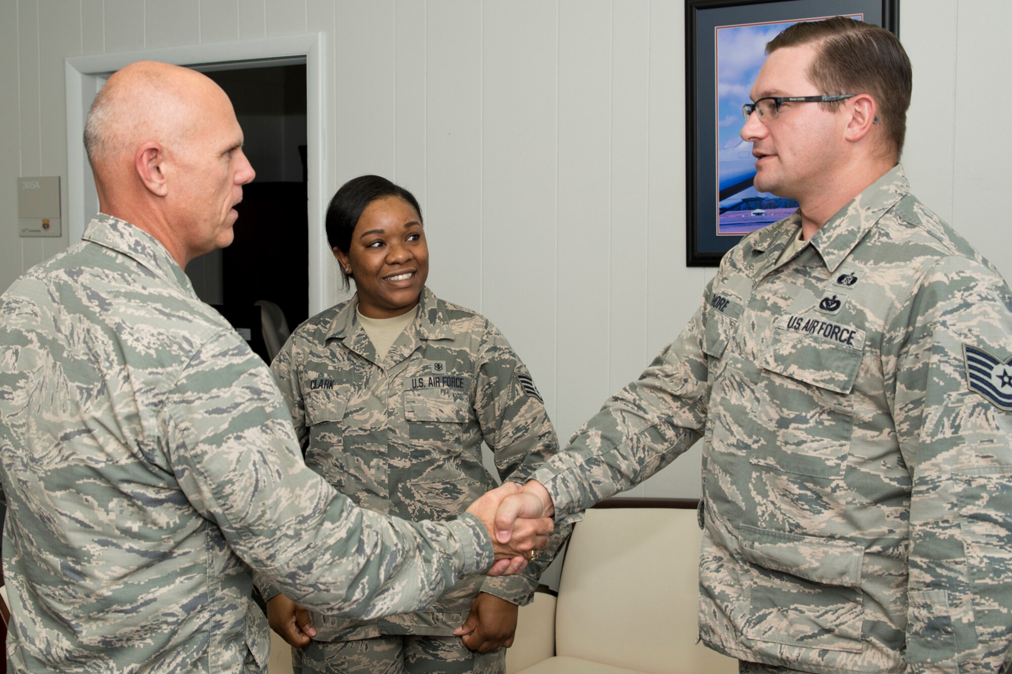 U.S. Air Force Reserve Col. Richard Kemble, vice commander, 22nd Air Force, greets Tech. Sgt. David Shore, emergency management specialist, 913th Force Support Squadron, and Staff Sgt. Jasmine Clark, aerospace medical technician, 913th Aerospace Medical Squadron, at Little Rock Air Force Base, Ark., Sept. 1, 2016. Kemble visited the 913 AG on behalf of Maj. Gen. John P. Stokes, commander of the 22 AF, Air Force Reserve Command, Dobbins ARB, Ga., to gather ideas and get a feel on how the “classic association” is progressing with the active duty unit at Little Rock. (U.S. Air Force photo by Master Sgt. Jeff Walston/Released)