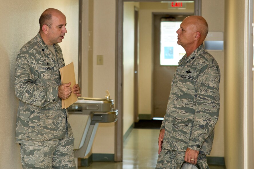 U.S. Air Force Reserve Lt. Col. Paul Centinaro, commander of the 913th Maintenance Squadron, speaks with Col. Richard Kemble, vice commander, 22nd Air Force, at Little Rock Air Force Base, Ark., Sept. 1, 2016. Kemble was visiting the 913 AG to collect ideas from 913 AG Airmen and get a feel on how the “classic association” is progressing with the 19th Airlift Wing. (U.S. Air Force photo by Master Sgt. Jeff Walston/Released)
