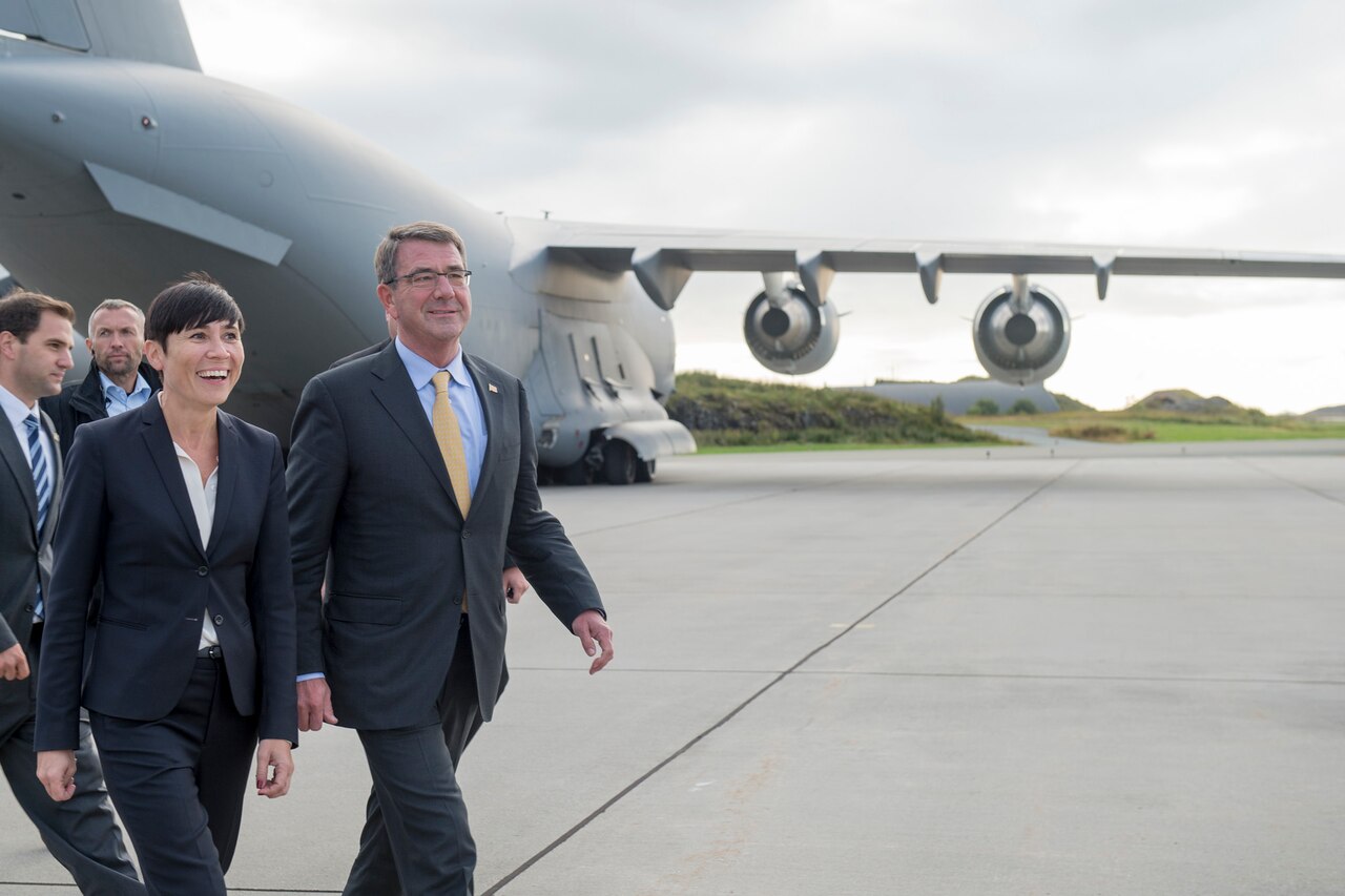 Defense Secretary Ash Carter walks with Norwegian Minister of Defense Ine Eriksen Søreide after arriving at Bodo Air Base, Norway, Sept. 8, 2016. DoD photo by Air Force Tech. Sgt. Brigitte N. Brantley