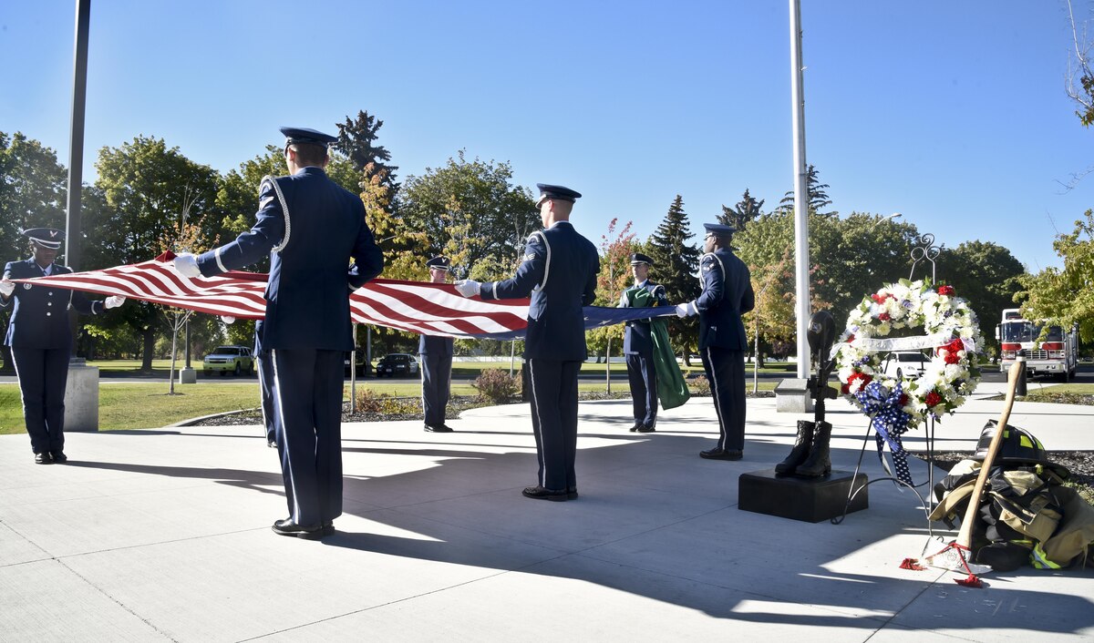 15 years later, remembering 9/11 > Travis Air Force Base > News
