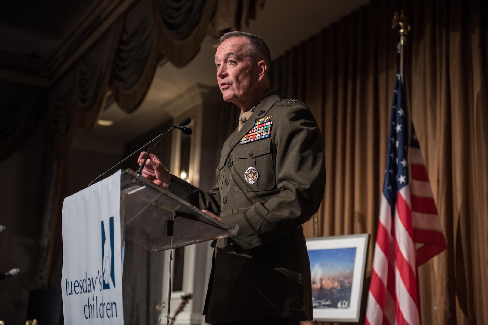 Dunford Salutes Troops, 9/11 Family Support Groups > U.S. Central