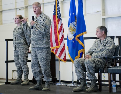 Lt. Col. Kelly Bailey speaks to the crowd after accepting command of the 919th Special Operations Maintenance Group during an assumption of command ceremony Sept. 10 at Duke Field, Fla.  Bailey left his position as the 927th Maintenance Group commander at McDill AFB to take over leadership of the active and Reserve maintenance group.  (U.S. Air Force photo/Tech. Sgt. Jon McCallum)