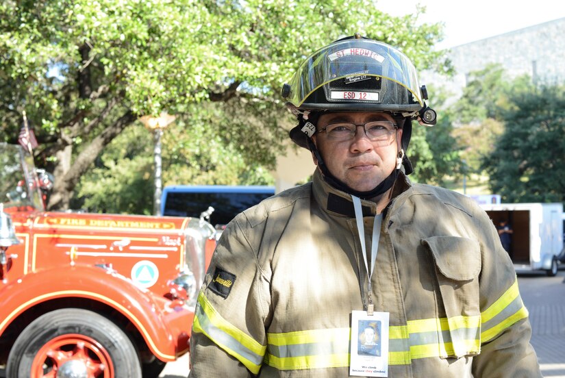 SAN ANTONIO – U.S. Army Reserve combat veteran, Joe Ocha, is one of the many firefighters participating in the San Antonio 110 committee’s 9/11 Memorial Climb, Sept 11, 2016. The event, held in the heart of downtown San Antonio at the Tower of the Americas, pays tribute to the 343 firefighters who lost their lives on September 11, 2001.  In addition, the event incorporates tribute to all the other first responders who perished at ground zero. (Photo by Army Reserve Staff Sgt. Nina J. Ramon, 205 Press Camp Headquarters)