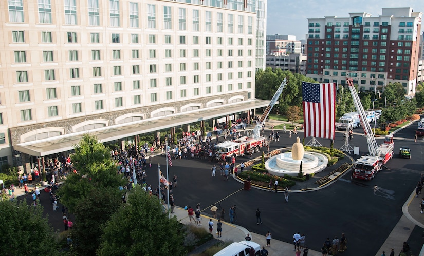 Participants of the 2016 National Capital Region 9/11 Memorial Stair Climb and 5K Walk gather at the Gaylord National Resort and Convention Center at National Harbor, Md., Sept. 10, 2016. More than 600 people attended the event, including approximately 16 Joint Base Andrews Fire Department members, as well as five 11th Security Forces Squadron police officers. In addition to climbing 110 flights of stairs combined with doing sets of push-ups, the individuals raised more than $1,600 for the National Fallen Firefighters Foundation. (U.S. Air Force photo by Airman 1st Class Valentina Lopez)