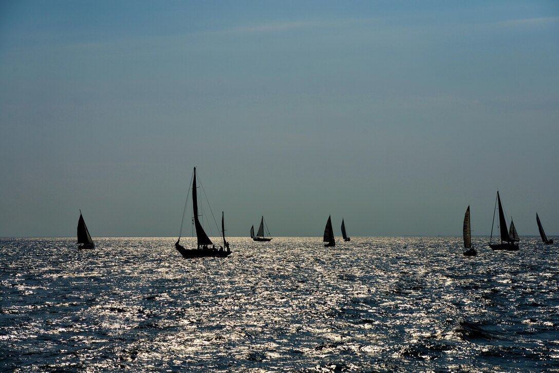 Crew from the U.S Air Force, U.S. Army, and U.S. Navy yacht clubs prepare their sailboats to race in the Tri-Services Regatta on the Chesapeake Bay, Va., Sept. 11, 2016. There were 50 boats divided up into four divisions, each separated by boat speed. (U.S. Air Force photo by Airman 1st Class Tristan Biese