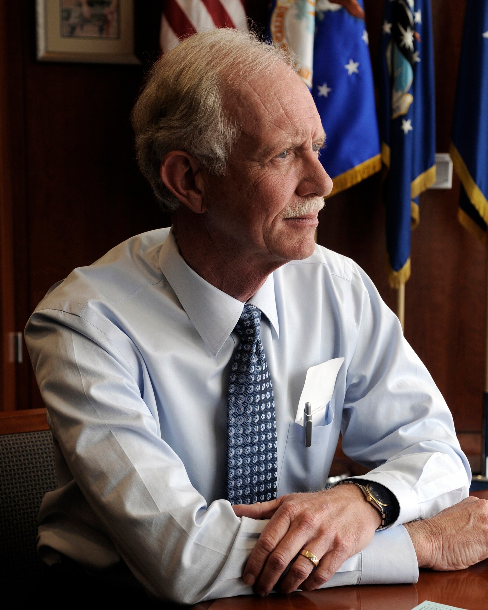 Chesley Sullenberger, a graduate of the U.S. Air Force Academy and former airline pilot, is the subject of a Hollywood film that recounts the investigation that occurred after he successfully landed an airliner on the Hudson River, New York, Jan. 15, 2009. Cadets and staff at the Academy were treated to a special premier showing of the movie before it was released nationwide, Sept. 9, 2016. (U.S. Air Force Academy Terrazzo. (U.S. Air Force photo/Mike Kaplan)
