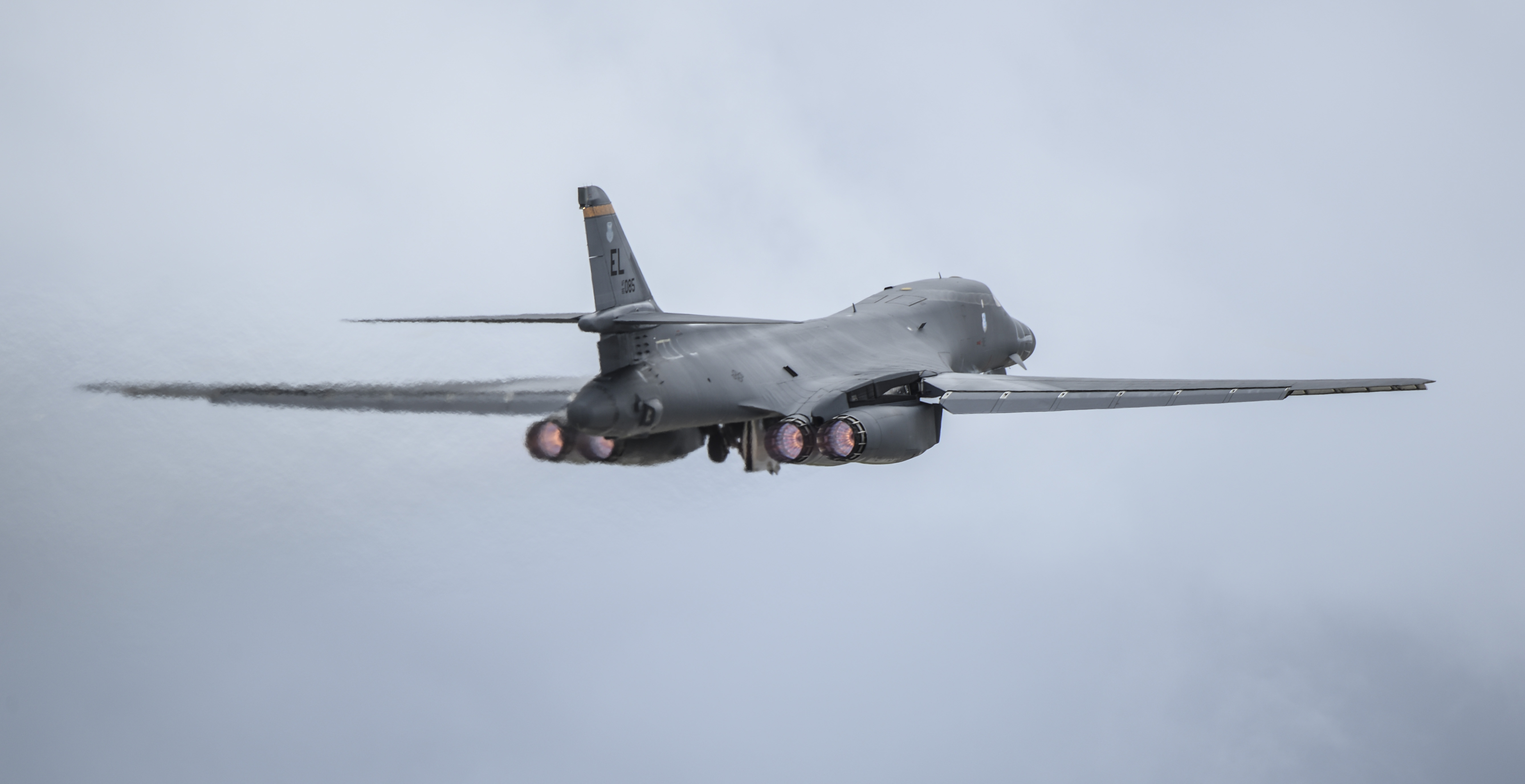 Valiant Shield integrates joint training among U.S. forces > 15th Wing