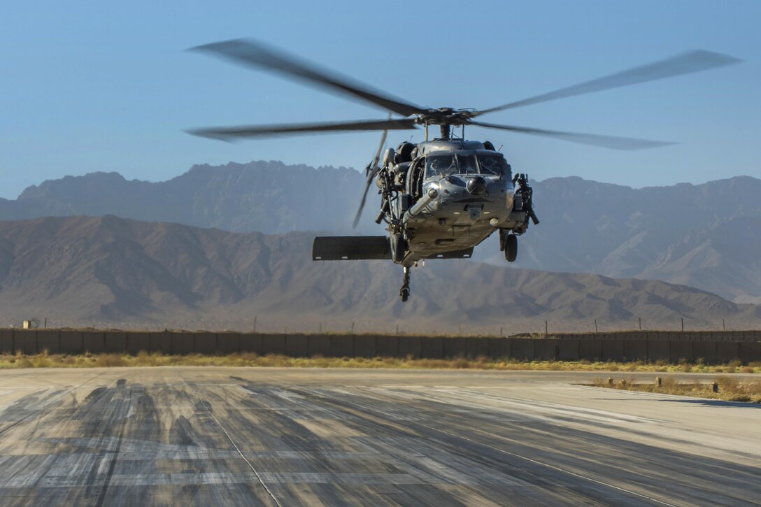 An HH-60G Pave Hawk helicopter carrying simulated casualties comes in for a landing during a recovery exercise at Bagram Airfield, Afghanistan, Sept. 3, 2016. The helicopter crew is assigned to the 83rd Expeditionary Rescue Squadron. Air Force photo by Senior Airman Justyn M. Freeman 
