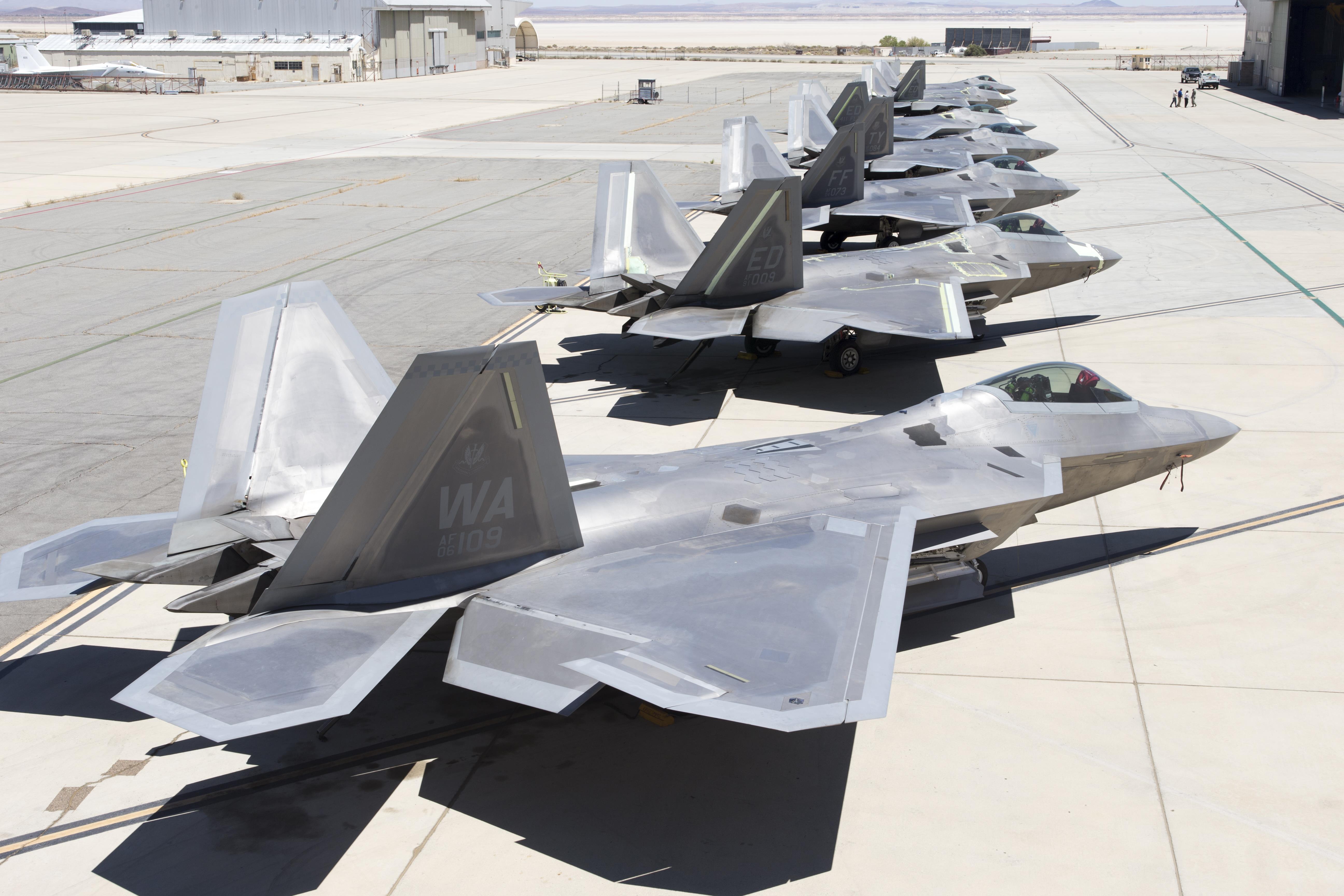 Raptors Converge On F-22 Ctf As It Prepares To Move > Edwards Air Force  Base > News” loading=”lazy” style=”width:100%;text-align:center;” /><small style=