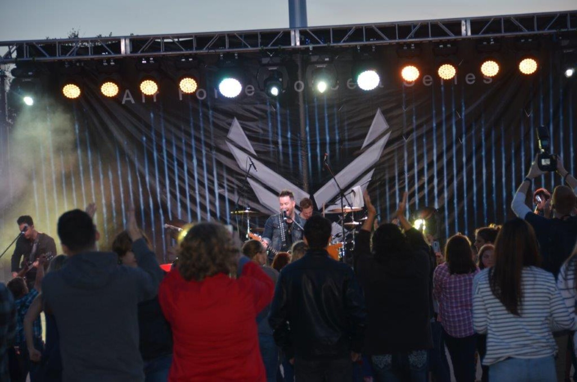 David Cook performing for Airmen. (Courtesy photo)