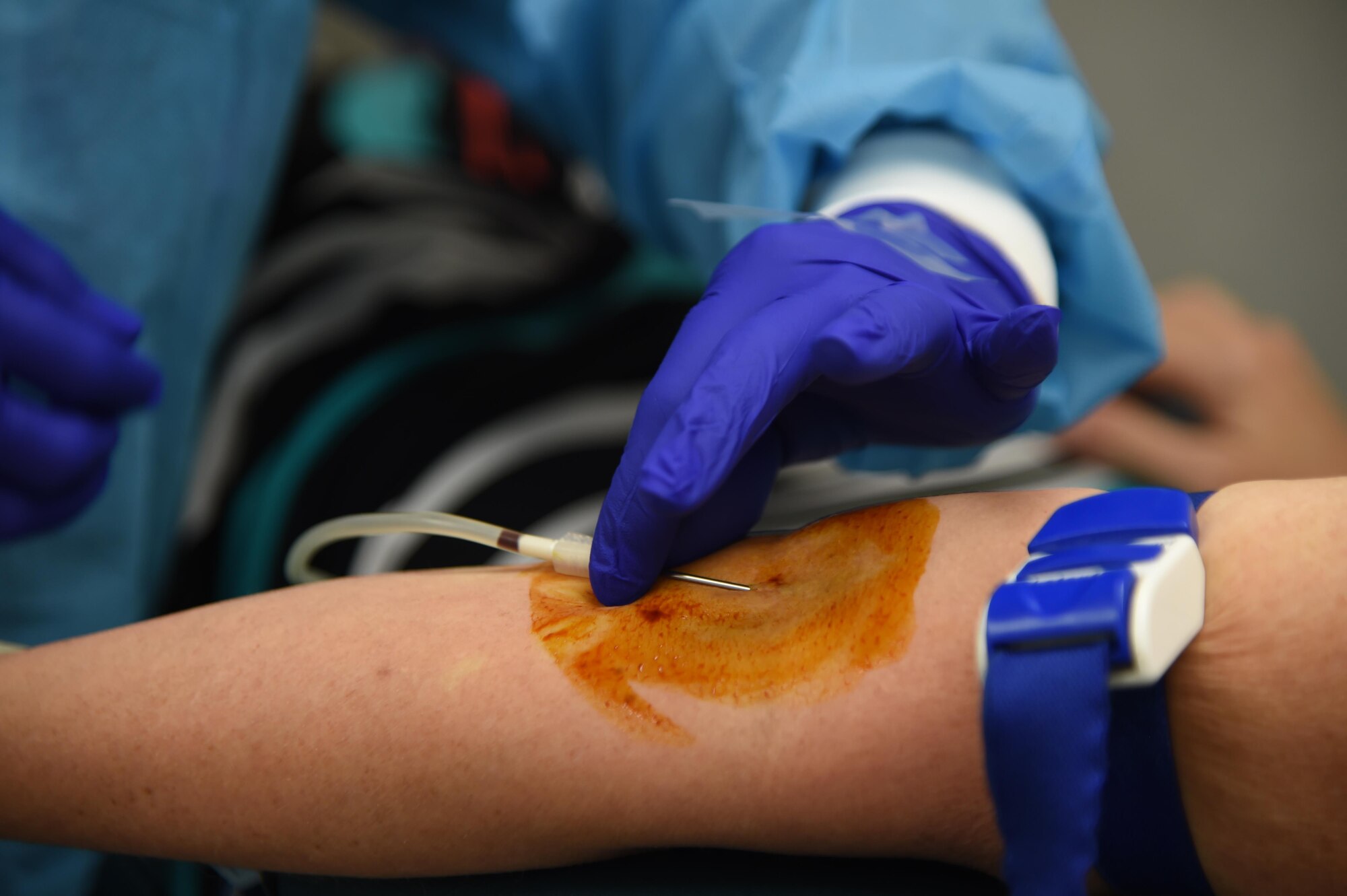 A phlebotomy technician draws blood during a blood drive at Joint Base Elmendorf-Richardson, Alaska, Sept. 14, 2016. According to the Blood Bank of Alaska, someone needs blood every two seconds and 43,000 pints of donated blood is used each day in the U.S. and Canada. 