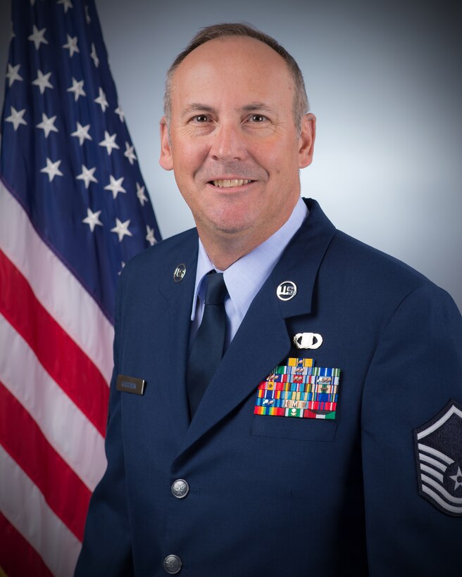 James Kassahn, of Burns, Wyoming, was promoted to master sergeant in the Wyoming Air National Guard Sept. 10.

Kassahn is a command post technician with the 153rd Airlift Wing and has been a member of the Wyoming Air National Guard for 25 years.

Kassahn previously served as a UH-1 helicopter mechanic with the Wyoming Army National Guard and deployed with the 1022nd Medical Company, 3rd Armor Division during Desert Shield/Storm.