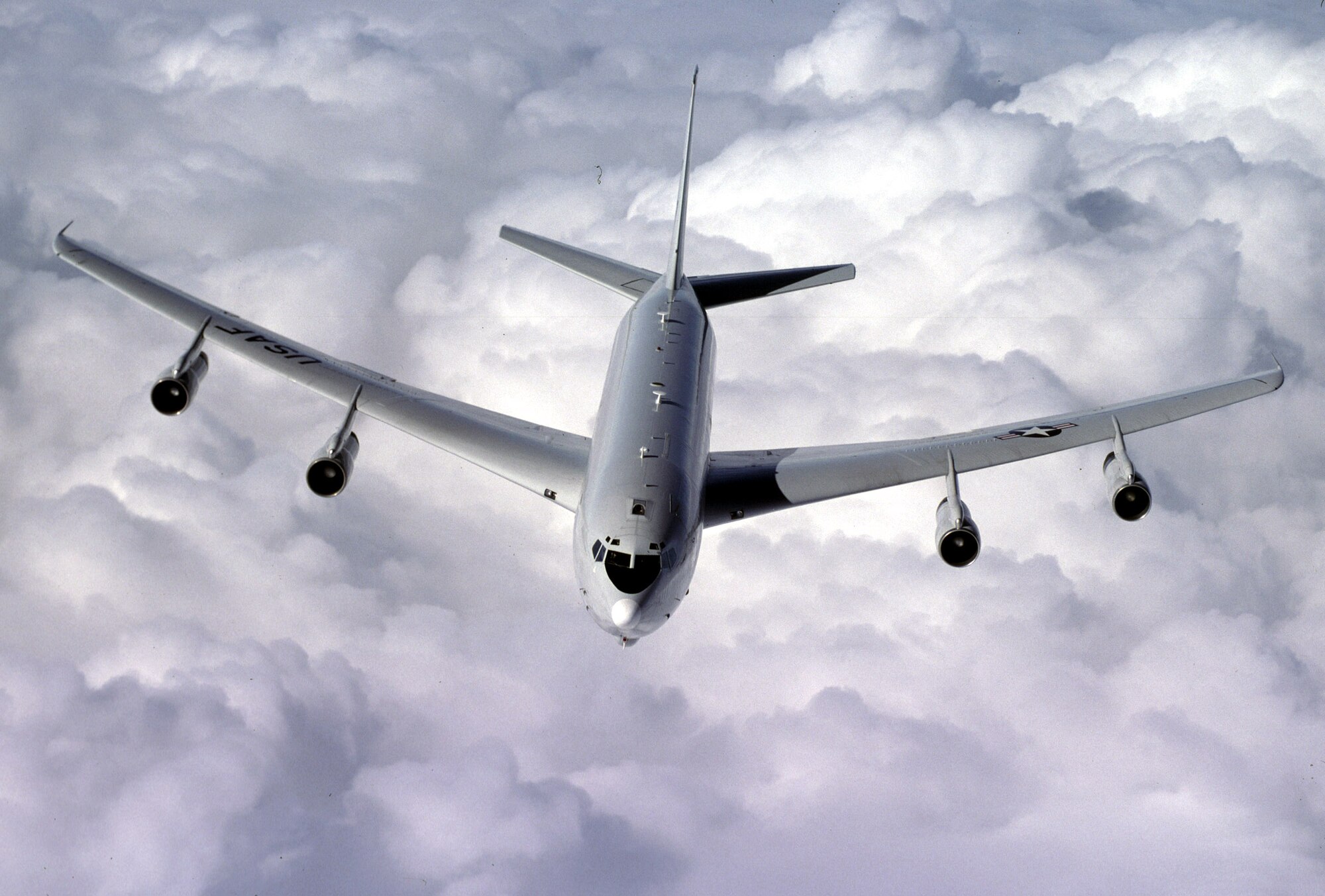 ROBINS AIR FORCE BASE, Ga. -- An E-8C Joint Surveillance Target Attack Radar System from the 93rd Air Control Wing flies a refueling mission over the skies of Georgia. The E-8C is an airborne battle management and command and control platform that conducts ground surveillance to develop an understanding of the enemy situation and to support attack operations and targeting that contributes to the delay, disruption and destruction of enemy forces. (U.S. Air Force photo by John Lasky)