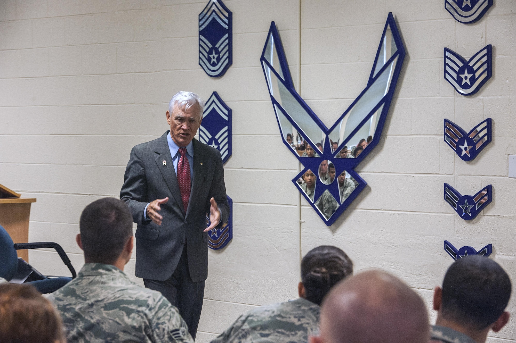 .S. Air Force Lt. Col. (Ret.) Barry Bridger, former 43rd Tactical Fighter Squadron F-4 Phantom aircraft commander, shares his story with an Airmen Leadership School class at Joint Base Langley-Eustis, Va., Sept. 15, 2016. Bridger visited the base as part of a three day tour for Prisoners of War/Missing in Action Recognition Day. He told Airmen of how he was held captive with 500 other service members from 1967 until their release in 1973. (U.S. Air Force photo by Staff Sgt. Nick Wilson)

