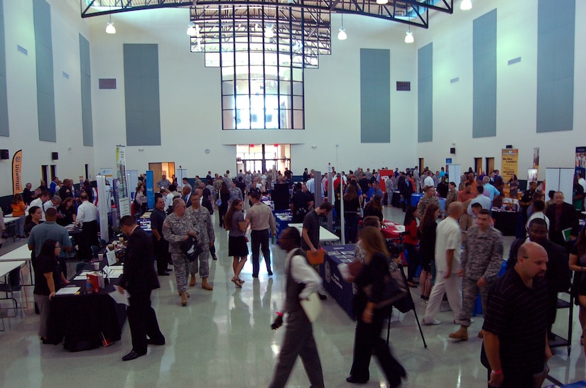 Hundreds of service members, veterans and military spouses attended a job fair hosted by Hiring Our Heroes in Tampa, Florida at the C.W. “Bill” Young Armed Forces Reserve Center on Friday, Sept. 16.  To date Hiring Our Heroes, a program of the U.S. Chamber of Commerce Foundation, has assisted in veterans and military spouses obtaining more than 28,000 jobs through their events.