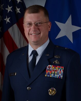 Official photo of Brig. Gen. John C. Kubinec