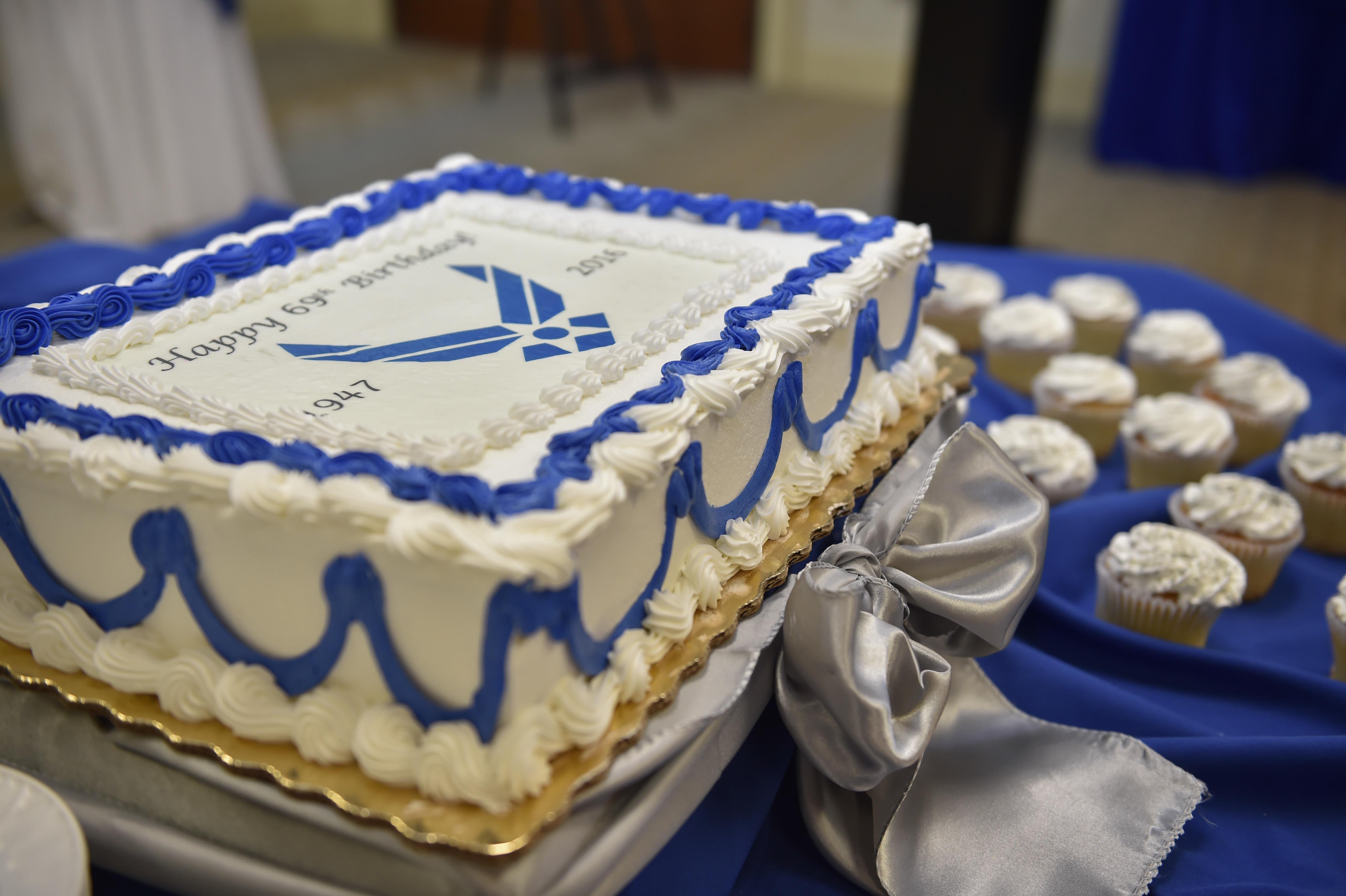 Airmen celebrate Air Force's 69th birthday > Joint Base Charleston > News