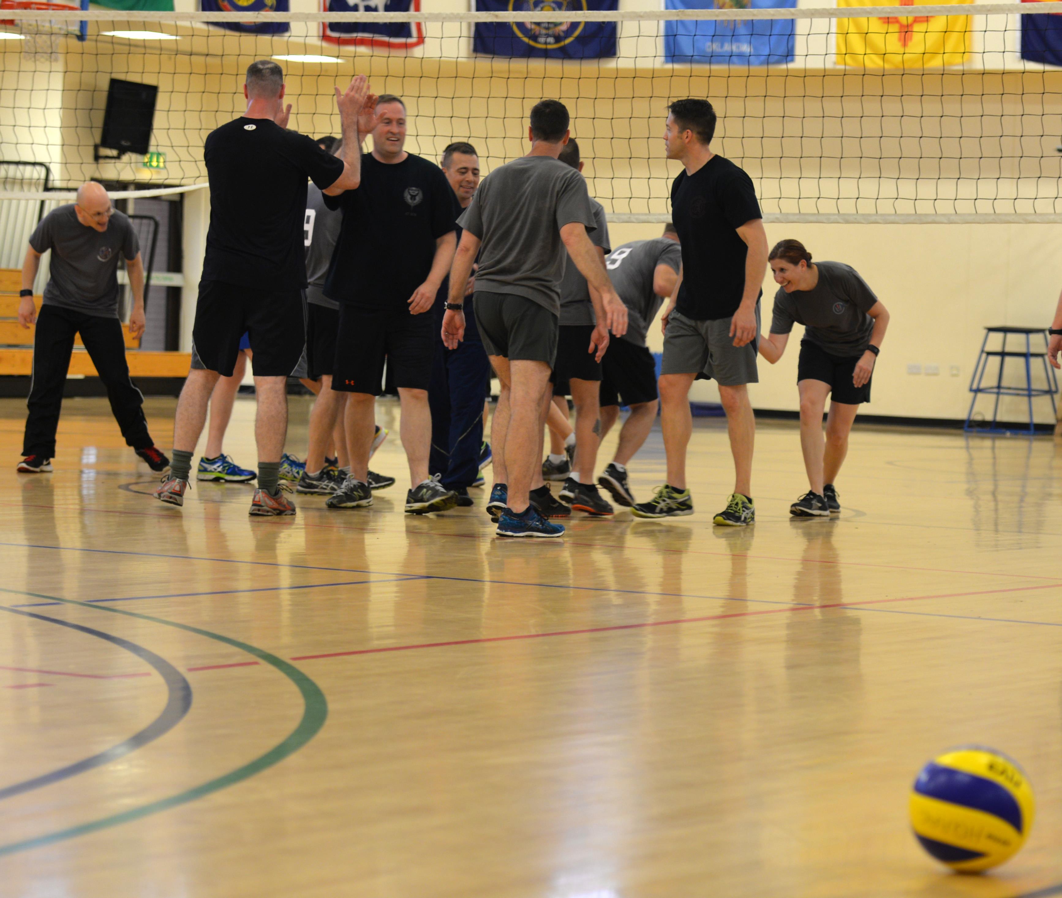 Chiefs take on Eagles at volleyball