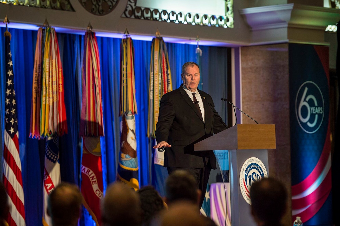 Deputy Defense Secretary Bob Work speaks at the Defense Science Board conference in Arlington, Va., Sept. 20, 2016. DoD photo by Air Force Tech. Sgt. Brigitte N. Brantley