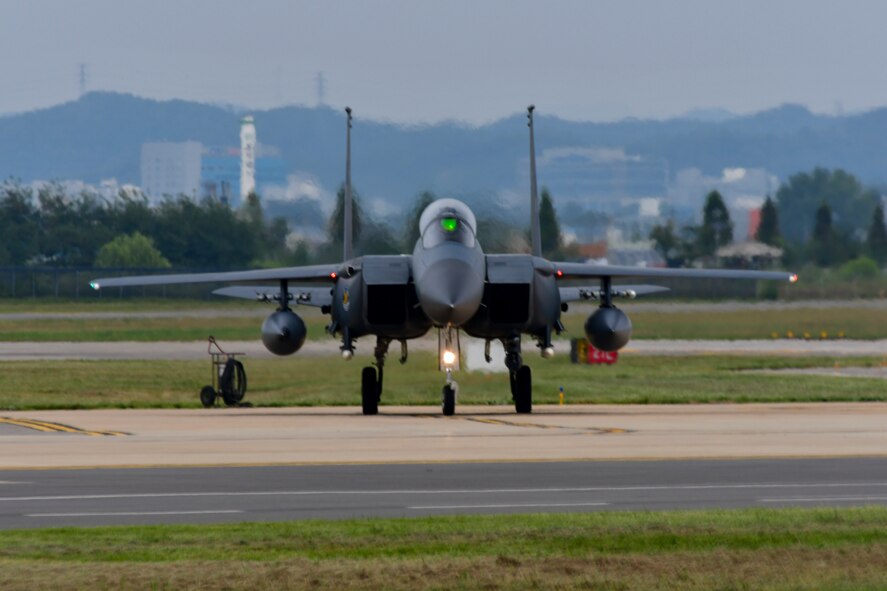 A Republic of Korea air force F-15K Slam Eagle taxis off the runway at Osan Air Base, Republic of Korea, Sept. 21, 2016. Several fighter aircraft, including the F-15K, escorted a B-1B Lancer deployed from Andersen Air Base, Guam, to Osan after a mission flying the B-1 closest to the North Korean border ever. (U.S. Air Force photo by Senior Airman Victor J. Caputo)