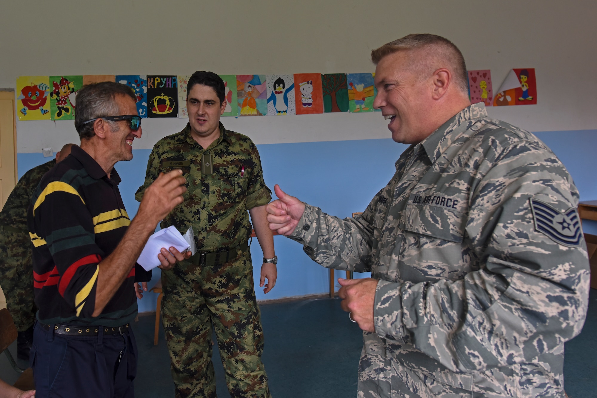 Service members from the Ohio Army National Guard Medical Detachment and the Ohio Air National Guard Medical Group participated with members of the Serbian Armed Forces in a Combined Medical Engagement from Sept. 4, 2016 to Sept. 17, 2016 in various locations throughout southeast Serbia. The purpose of the engagement was to provide humanitarian assistance by the combined medical teams to the Serbian civilians in the regions, build a working relationship between the Serbian Armed Forces’ and Ohio National Guard's medical teams and lay the groundwork for a future relationship with the Angolan Armed Forces. (U.S. Air National Guard photo by Senior Airman Wendy Kuhn/Released)