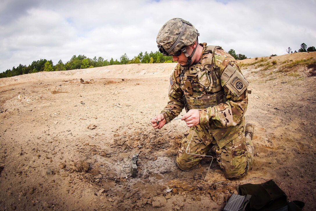 Army Spc. Read prepares to place the blasting cap into an M18A1 antipersonnel claymore mine during a training exercise at Fort Bragg, N.C., Sept. 16, 2016. Read is assigned to the 82nd Airborne Division’s 122nd Aviation Support Battalion, 82nd Combat Aviation Brigade. Army photo by Capt. Adan Cazarez