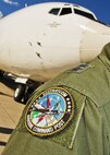 A U.S. Strategic Command airborn command post patch adorns the shouder of Maj. Gen. Richard Evans III, U.S. STRATCOM acting deputy commander, at Minot Air Force Base, N.D., Sept 19, 2016. Evans visited Minot to meet with and show thanks to the Airmen supporting U.S. STRATCOM’s mission. (U.S. Air Force photo/Airman 1st Class J.T. Armstrong)