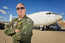 Maj. Gen. Richard Evans III, U.S. Strategic Command acting deputy commander, stands in front of a U.S. Navy E6-B Mercury at Minot Air Force Base, N.D., Sept 19, 2016. Evans visited Minot to meet with and show thanks to the Airmen supporting U.S. STRATCOM’s mission. (U.S. Air Force photo/Airman 1st Class J.T. Armstrong)