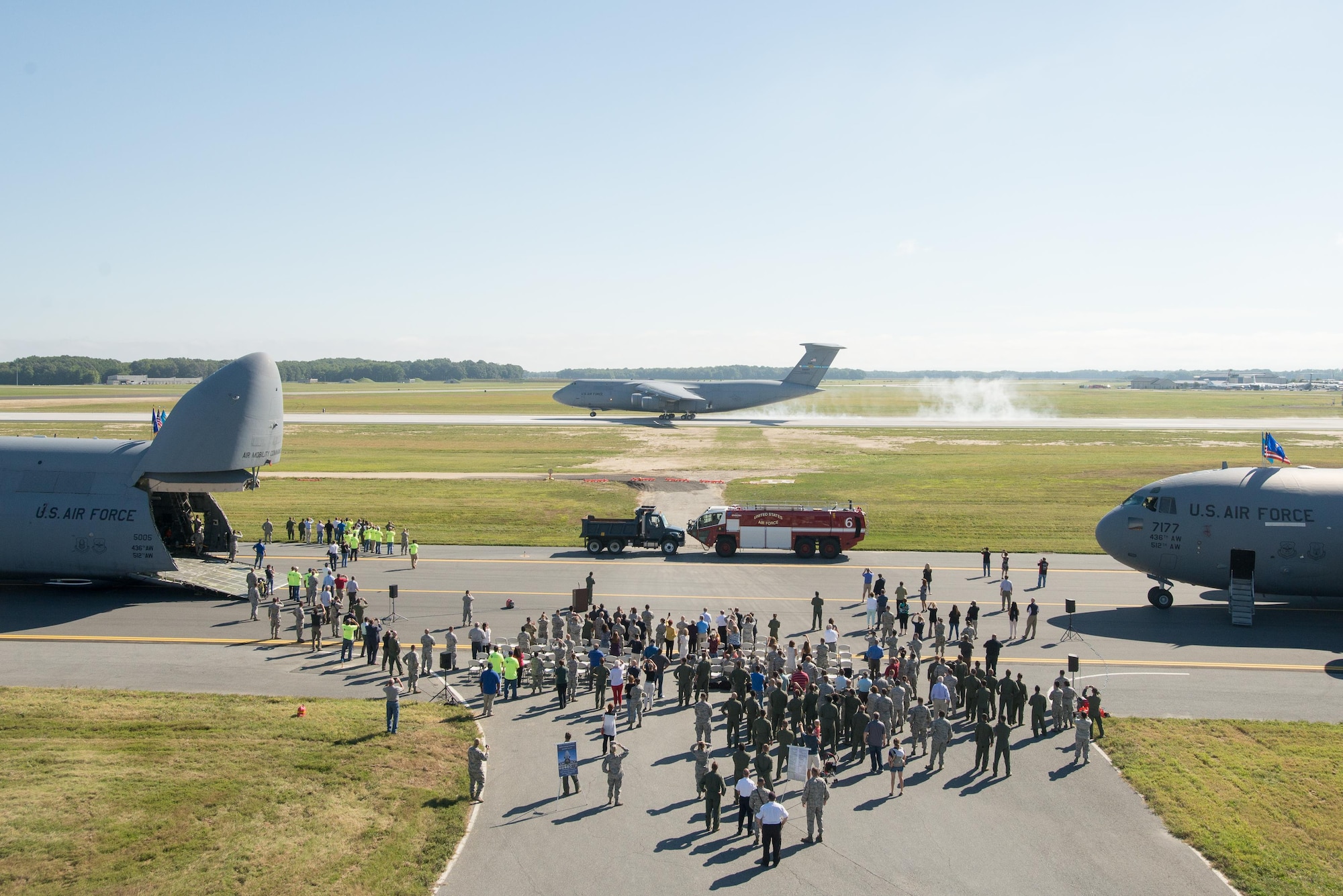 A C-5M Super Galaxy lands on Runway 01-19 during a ribbon cutting ceremony Sept. 23, 2016, on Dover Air Force Base, Del. This C-5M is the first aircraft to land on the newly reopened and reconstructed runway. (U.S. Air Force photo by Mauricio Campino) 