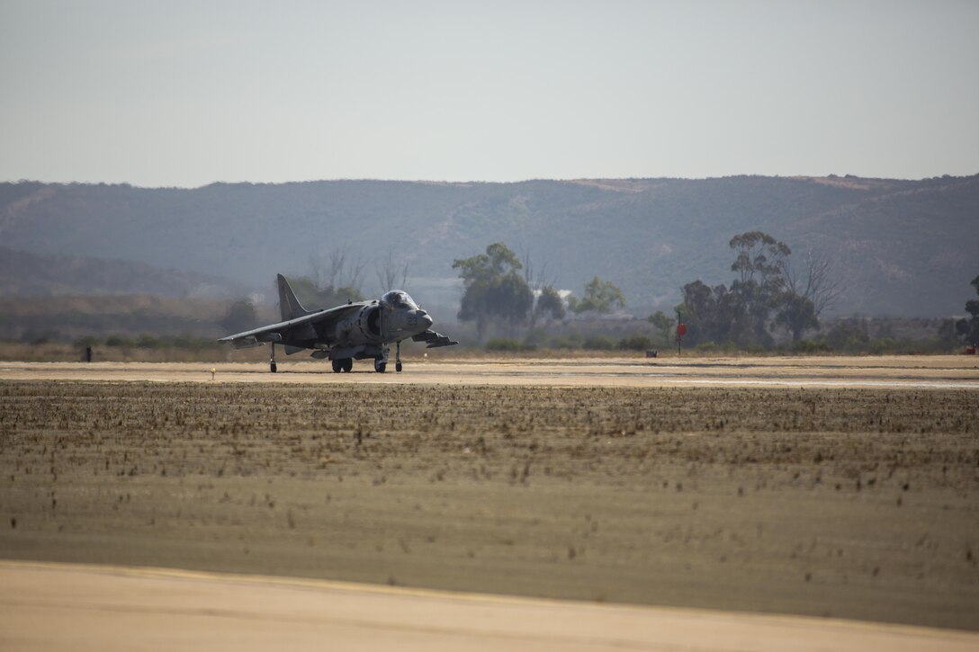 An AV-8B Harrier demonstrates it’s hovering and maneuvering capabilities during the 2016 MCAS Miramar Air Show aboard Marine Corps Air Station Miramar, Calif., Sept. 23. The Harrier also played a role in the Marine Air-Ground Task Force demonstration. The MCAS Miramar Air Show showcases world-class performers, military flight demonstration teams, the capabilities of the Marine Air-Ground Task Force and celebrates Miramar’s longstanding relationship with the local San Diego community. (U.S. Marine Corps photo by Pfc. Liah Kitchen/Released)
