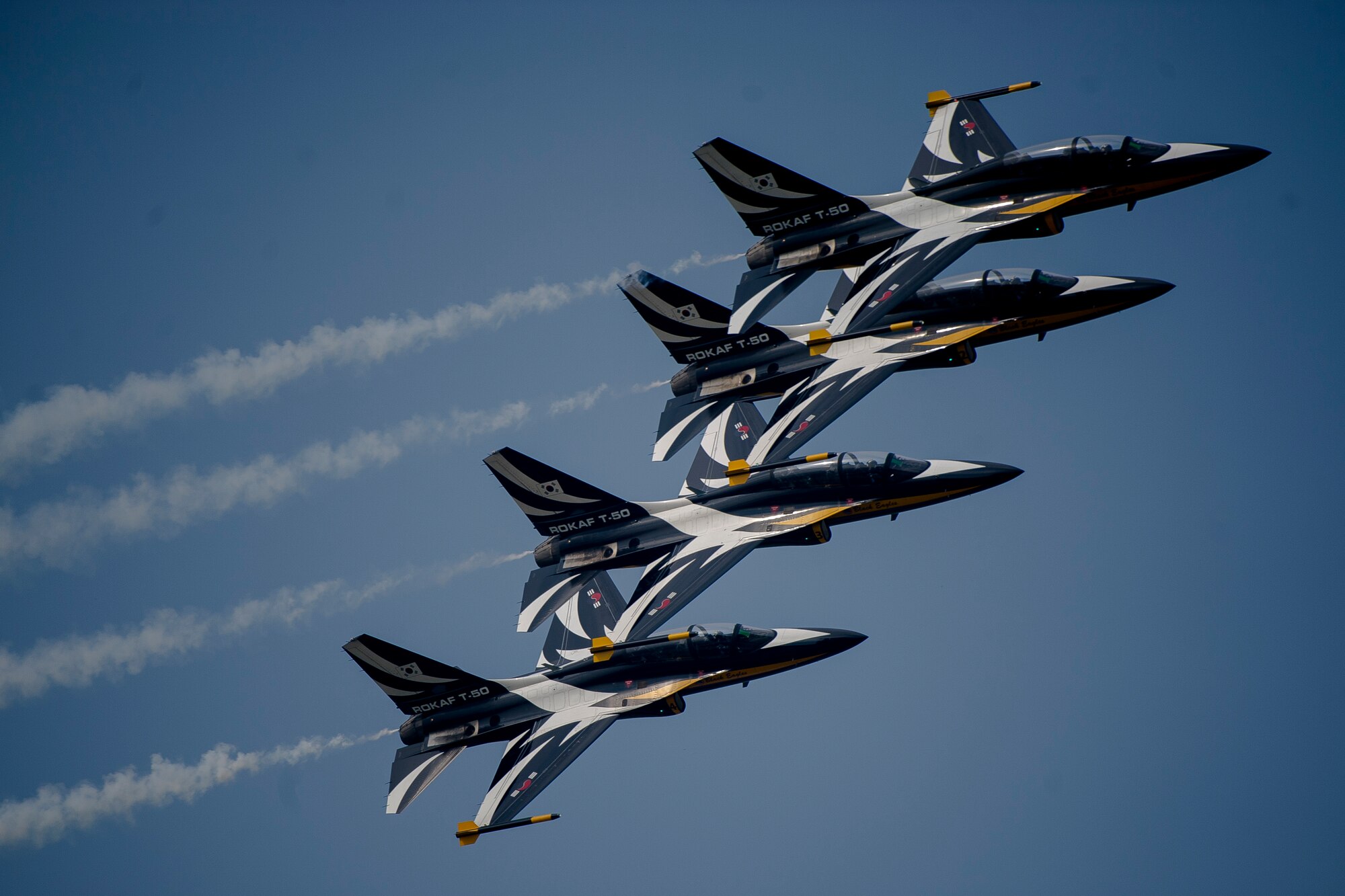 Republic of Korea air force Black Eagles fly in formation during Air Power Day 2016 on Osan Air Base, Republic of Korea, Sept. 25, 2016. Air Power Day was a two-day event that highlighted the partnership between the Republic of Korea and the U.S. military. (U.S. Air Force photo by Staff Sgt. Jonathan Steffen) 