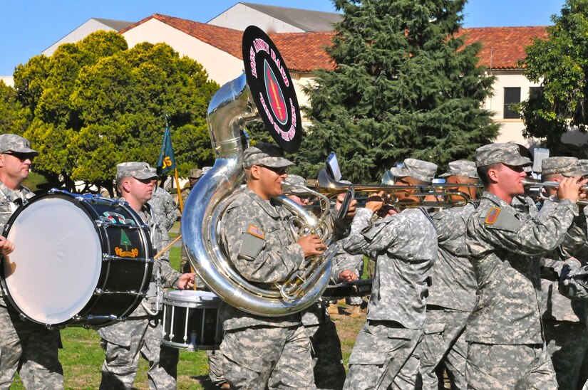 The 191st Army Band from Camp Parks, Dublin, Calif., performs during the 63rd Regional Support Command’s change of command ceremony, Sept. 25, Moffett Field, Mountain View, Calif. (U.S. Army Reserve photo by Capt. Alun Thomas)