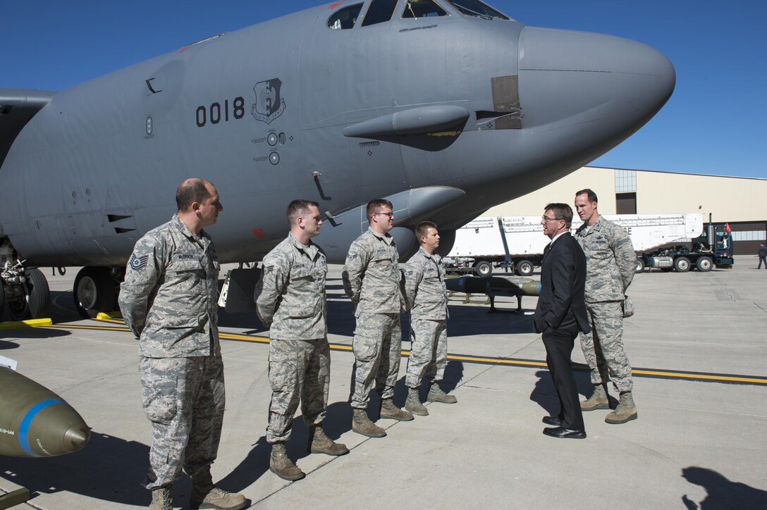 Defense Secretary Ash Carter speaks to B-52 Stratofortress aircraft support crew members at Minot Air Force Base, N.D., Sept. 26, 2016. DoD photo by Air Force Tech. Sgt. Brigitte N. Brantley