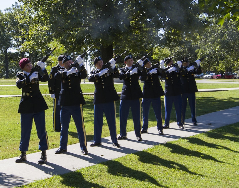 MP Regiment observes 75th anniversary > U.S. Army Reserve > News-Display