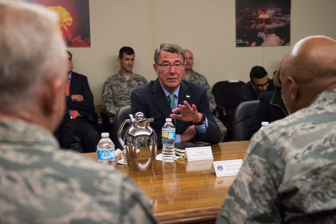 Defense Secretary Ash Carter meets with Air Force leaders during a visit to Kirtland Air Force Base, N.M., Sept. 27, 2016. The secretary is traveling to North Dakota and New Mexico to focus on the U.S. nuclear enterprise. DoD photo by Air Force Tech. Sgt. Brigitte N. Brantley