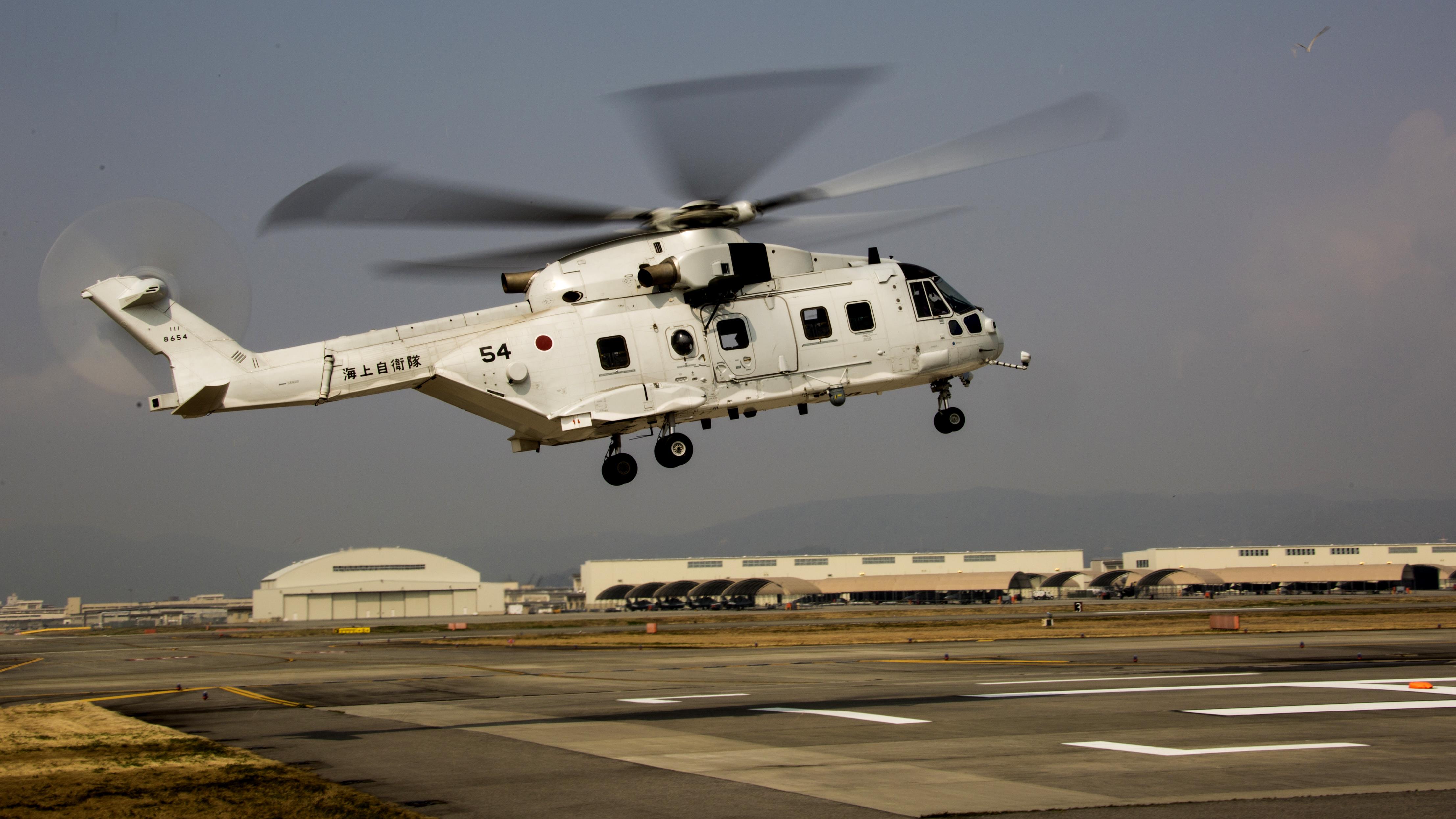 MACS-4, JMSDF stick the landings in joint training