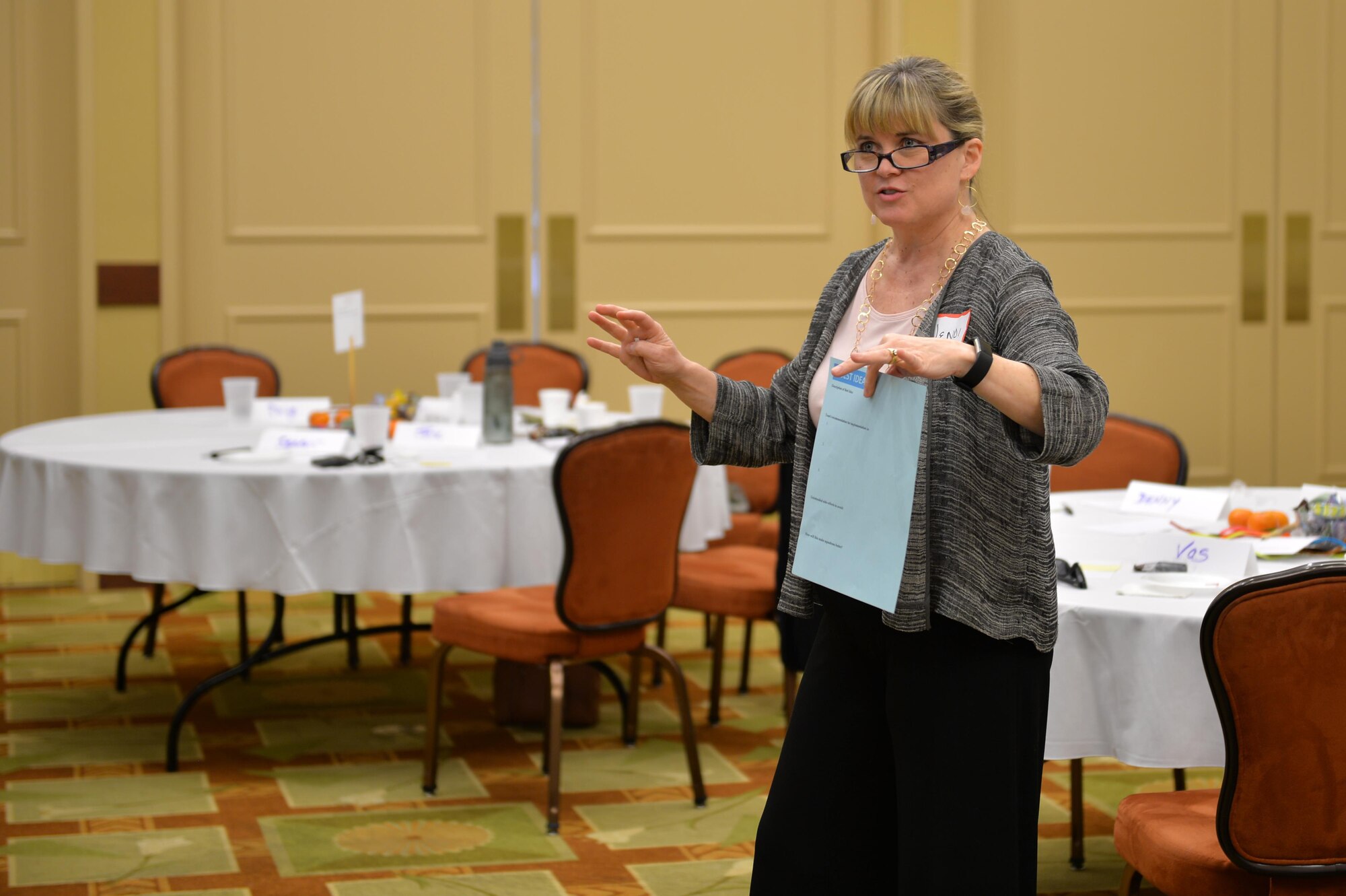 Wendi Peck, chief executive officer for Executive Leadership Group Incorporated, facilitates a discussion with Air Commandos and their families during an open session forum as part of a Chief of Staff of the Air Force focus group at Hurlburt Field, Fla., March 29, 2017. The goal of the forum was to identify best practices, remove red tape and empower leaders to find solutions to matters concerning high operations tempo, work-life balance and providing support for military families. (U.S. Air Force photo by 2nd Lt. Kayshel Trudell)