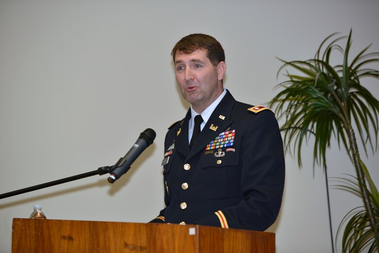Lt. Col. Stephen Murphy, U.S. Army Corps of Engineers Nashville District commander, speaks about the federal serivce of Mike Wilson, Nashville District deputy district engineer for Project Management, during his retirement ceremony at the district headquarters in Nashville, Tenn., March 31, 2017. (USACE photo by Mark Rankin)