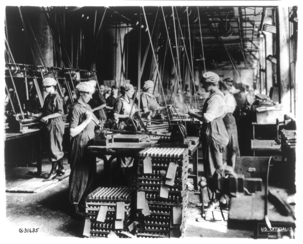 Women contribute to the war effort. Library of Congress photo