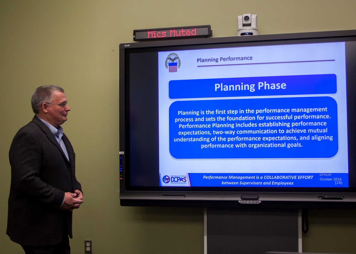 Bill Bourne, supply management specialist with DLA Distributions Future Operations teaches a class on the new DoD Performance Management and Appraisal Program.