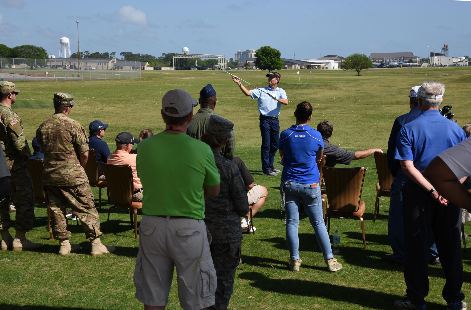 Brad Faxon, Professional Golfers’ Association champion player, provides golfing tips to Keesler personnel during a free clinic at the Bay Breeze Golf Course March 29, 2017, on Keesler Air Force Base, Miss. Faxon is an eight-time PGA Tour Champion and this is the third time he has held a clinic at Keesler. (U.S. Air Force photo by Kemberly Groue)