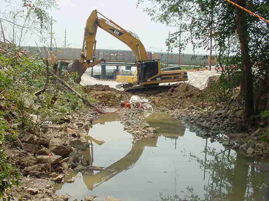 The U.S. Army Corps of Engineers' Formerly Utilized Sites Remedial Action Program (FUSRAP) is currently remediating properties adjacent to Coldwater Creek from upstream to downstream. In 1998, USACE removed contamination from Coldwater Creek to support the City of Florissant’s upgrade of the St. Denis Bridge over the creek. In 2005, contamination in CWC was removed as part of the cleanup at SLAPS. 