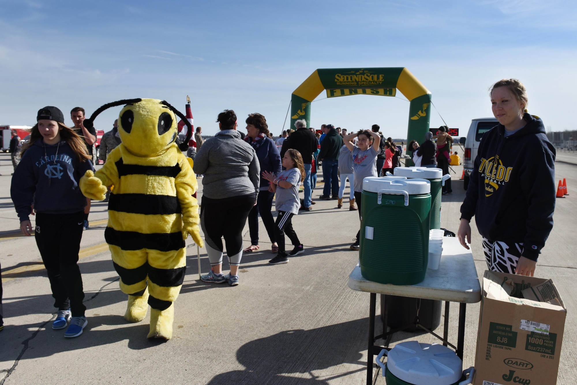 The 180th Fighter Wing, Ohio Air National Guard and the Arms forces hosted the I Believe I Can Fly 5K at the Toledo Express Airport April 9, 2017 in Swanton, Ohio. The money raised from the run will provide military members and veterans who have post-traumatic stress disorder with service dogs. The race, now in its third year, provides runners of all ages, the rare opportunity to run a unique course, down the taxiways used by Northwest Ohio’s very own 180FW, while also promoting awareness and raising funds to benefit our veterans who have given so much to our great nation. (U.S. Air National Guard photo by Airman Hope Geiger)