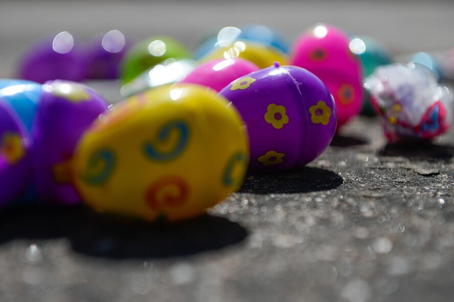 Schriever personnel received the gift of childhood again thanks to the 50th Space Wing’s Chaplains Office’s 2nd Annual Easter Egg Hunt at Schriever Air Force Base, Colorado, Wednesday, April 12, 2017. The Easter egg hunt required participants to compete to find 1,400 eggs in exchange for attainable candy and prizes. (U.S. Air Force photo/Christopher DeWitt)