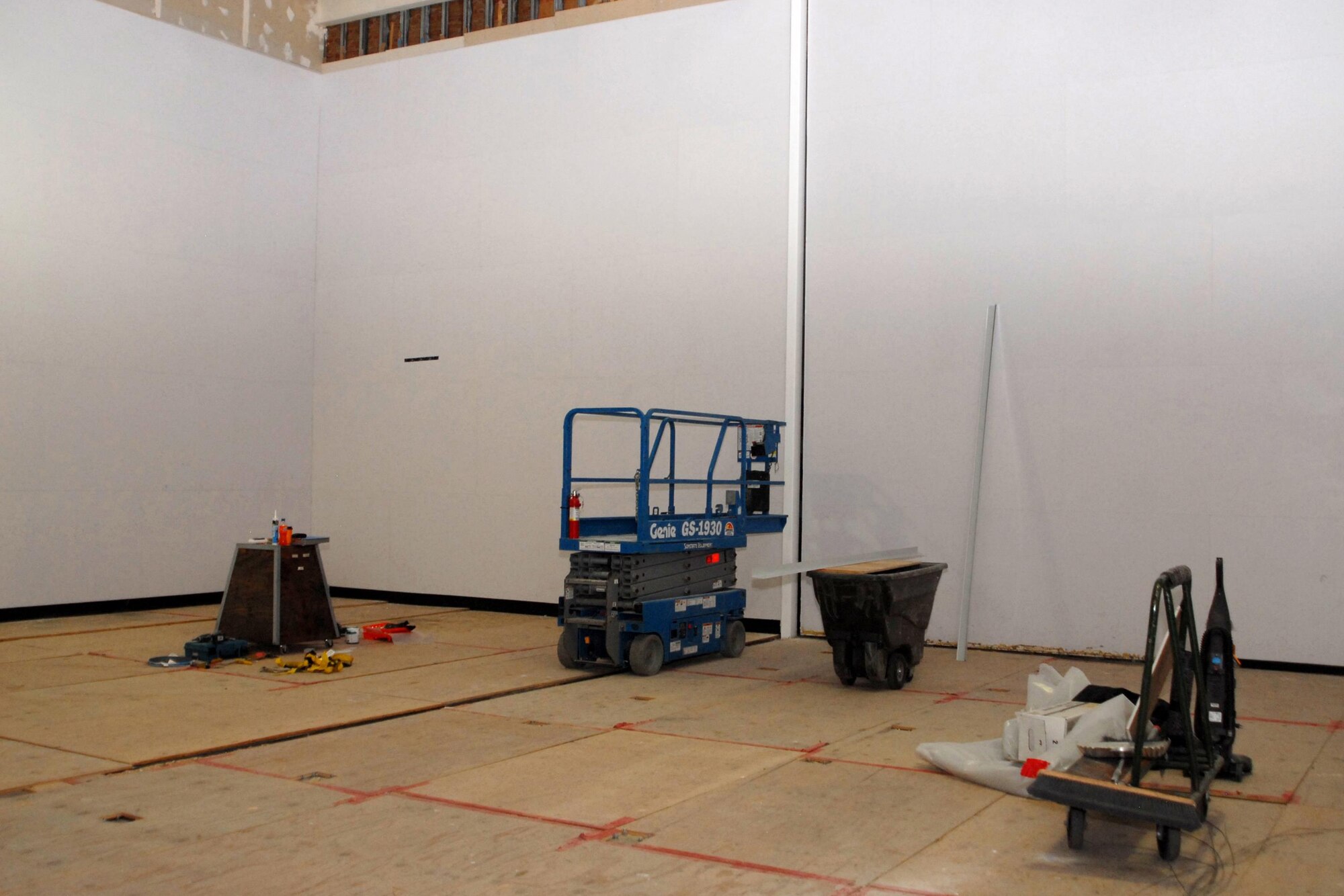 Peterson outlet afb gym