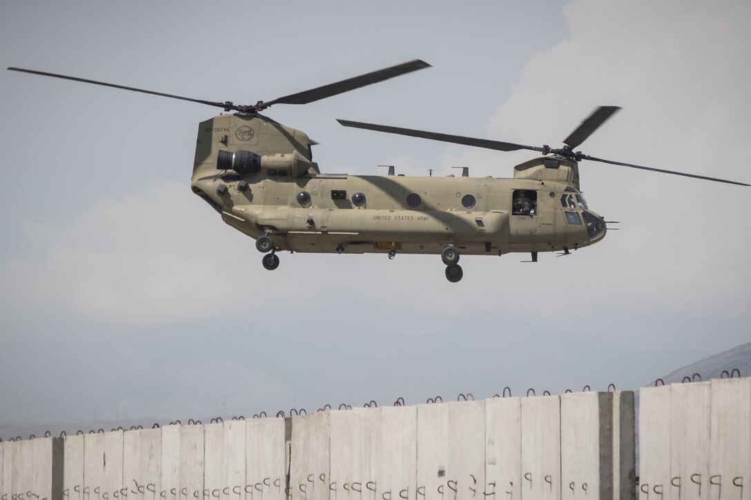 U.S. Army CH-47 Chinook helicopter pilots assigned to Task Force Flying Dragons, 16th Combat Aviation Brigade, 7th Infantry Division fly near Jalalabad, Afghanistan, April 5, 2017. The Flying Dragons are preparing to assume their mission in support of Operation Freedom’s Sentinel and Resolute Support Mission.