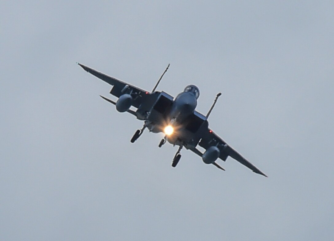 A U.S. Air Force F-15 Eagle from the California Air National Guard’s 144th Fighter Wing returns after the morning sortie at the Honolulu International Airport March 31, 2017 during Sentry Aloha 17-03. Sentry Aloha provides the ANG, Air Force and DoD counterparts a multi-faceted, joint venue with supporting infrastructure and personnel that incorporates current, realistic integrated training. (Air National Guard photo by Senior Master Sgt. Chris Drudge)